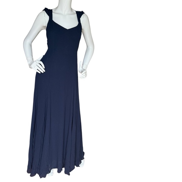 REFORMATION maxi Dress in Navy size 4 with adjustable trap belt 100% viscose - Picture 5 of 11